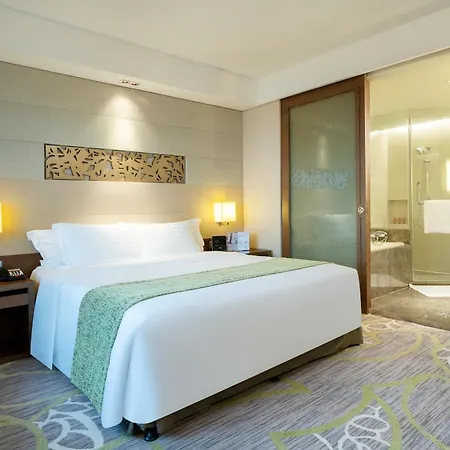 Crowne Plaza Guangzhou City Centre By Ihg - Free Shuttle Between Hotel And Exhibition Center During Canton Fair & Exhibitor Registration Counter Exterior photo