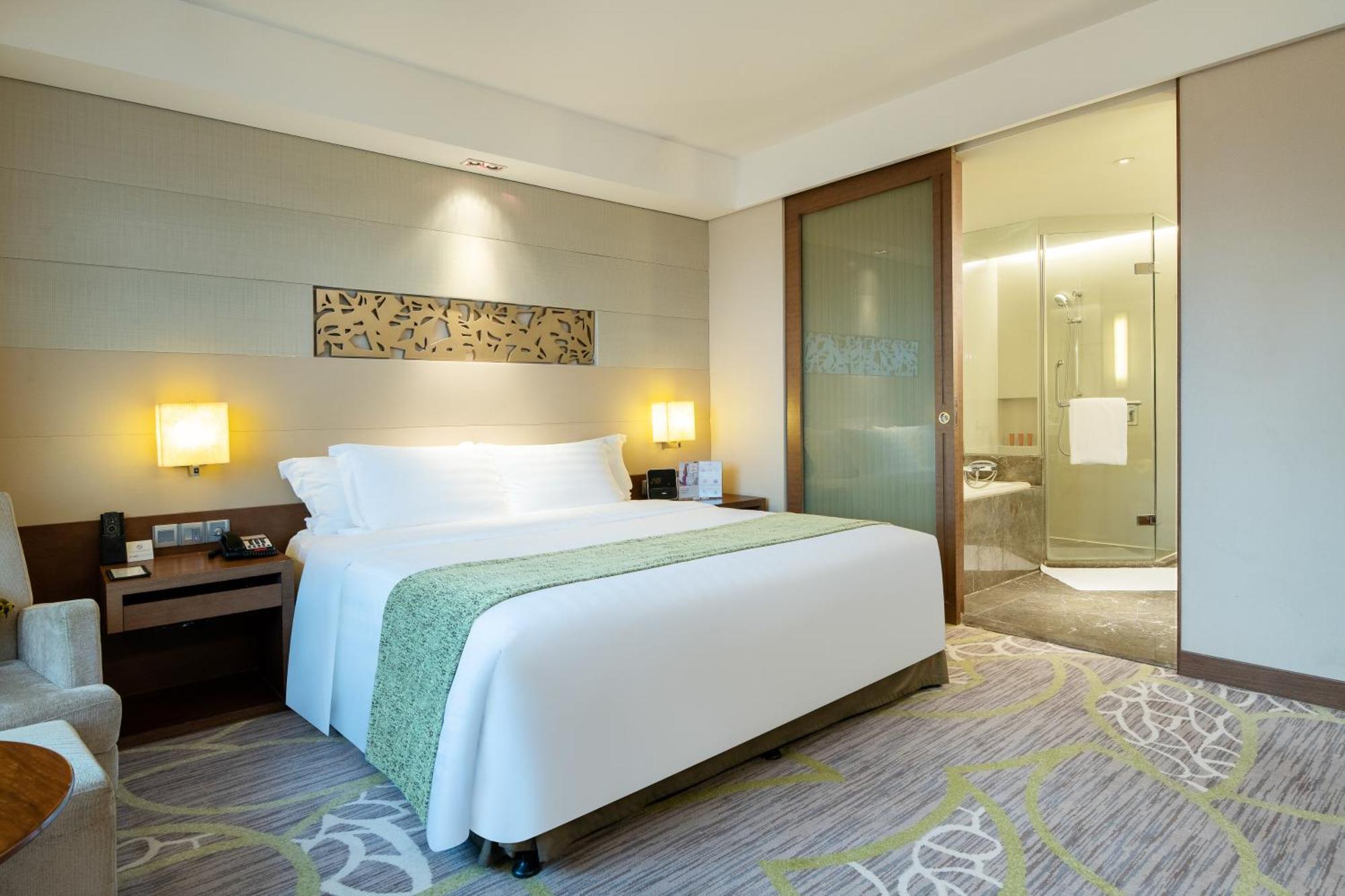 酒店 Crowne Plaza Centre By Ihg - Free Shuttle Between And Exhibition Center During Fair & Exhibitor Registration Counter
